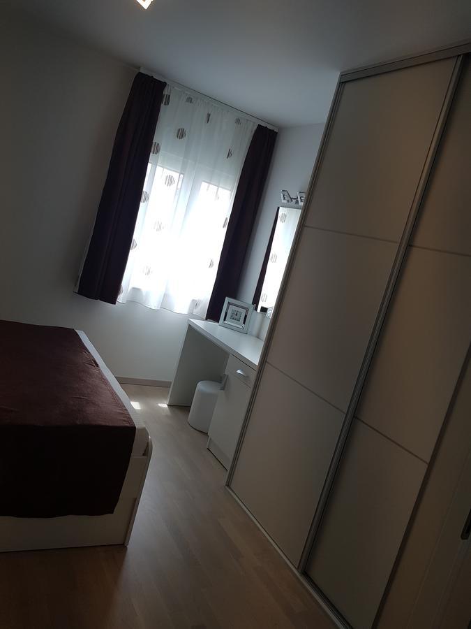 Apartments Petricevic Podstrana Dış mekan fotoğraf