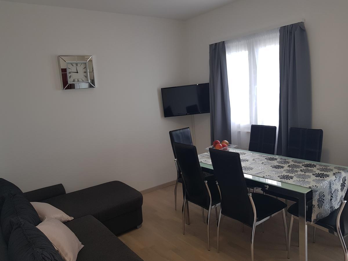 Apartments Petricevic Podstrana Dış mekan fotoğraf