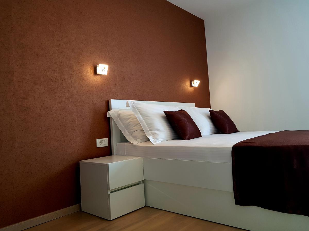 Apartments Petricevic Podstrana Dış mekan fotoğraf
