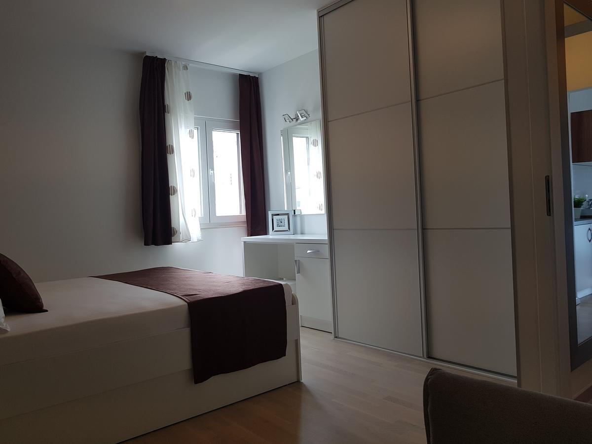 Apartments Petricevic Podstrana Dış mekan fotoğraf